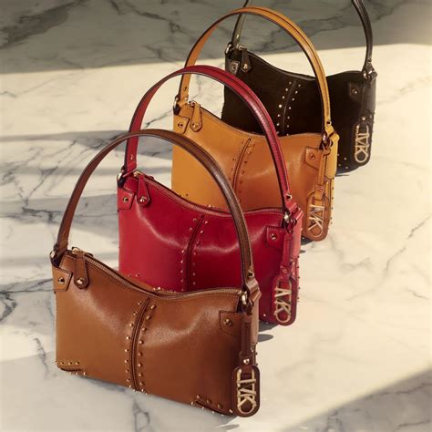 Michael Kors USA: Designer Handbags, Clothing, Menswear, 